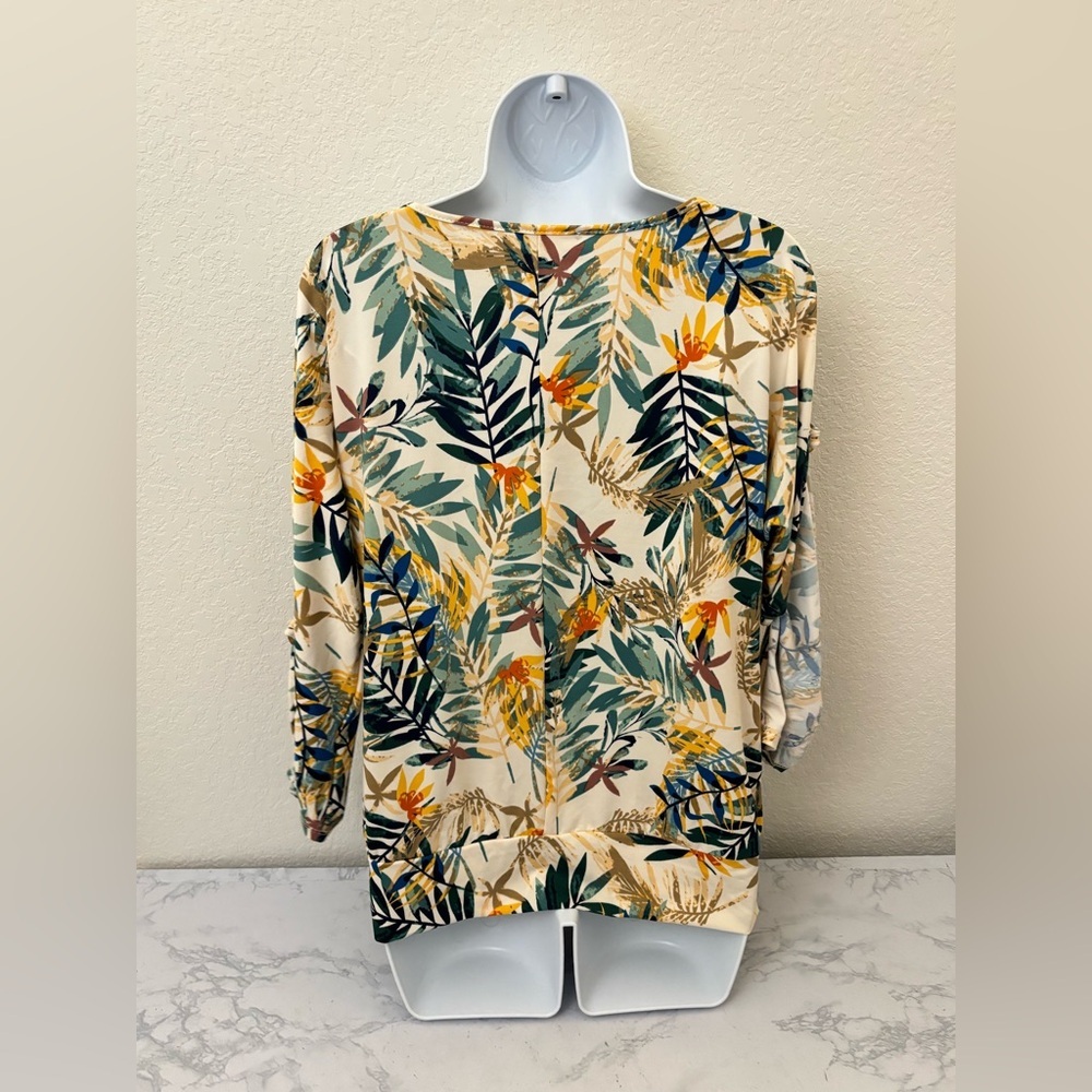 PerSeption Concept Women's Tropical Sz M Top Shirt Long Cold Shoulder Sleeve​ - Picture 3 of 5